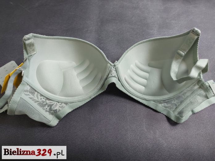 Biustonosz D push up
